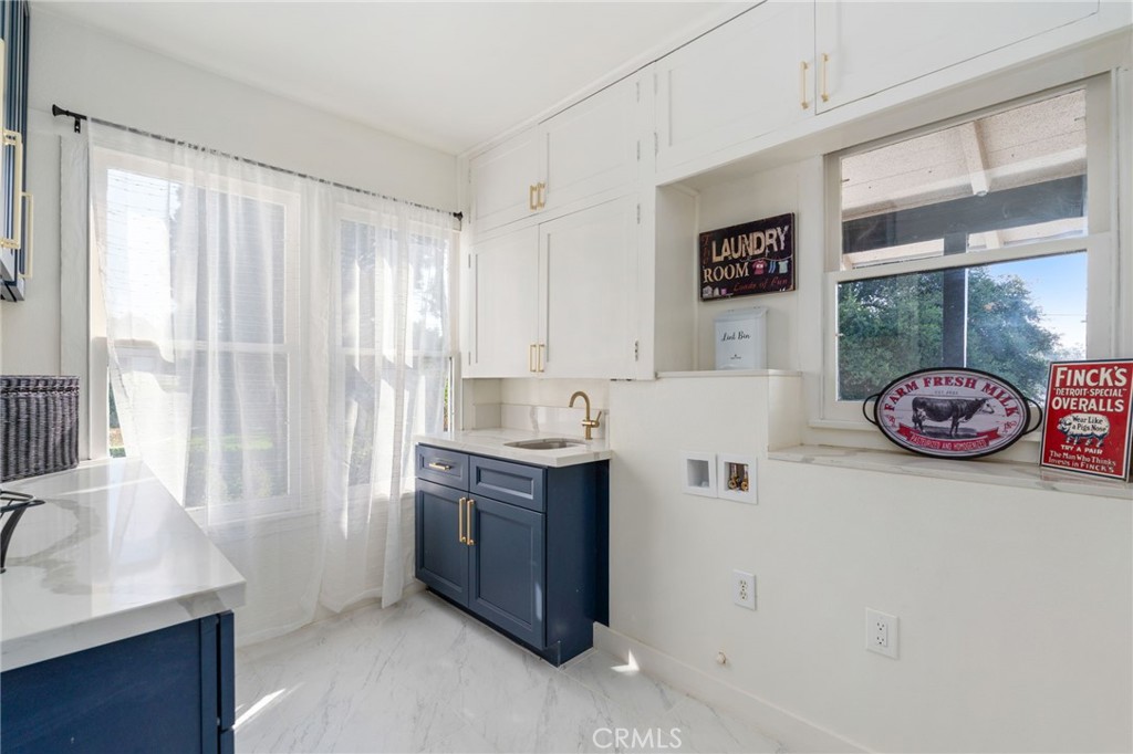24 W Hilton Avenue Property Photo 17