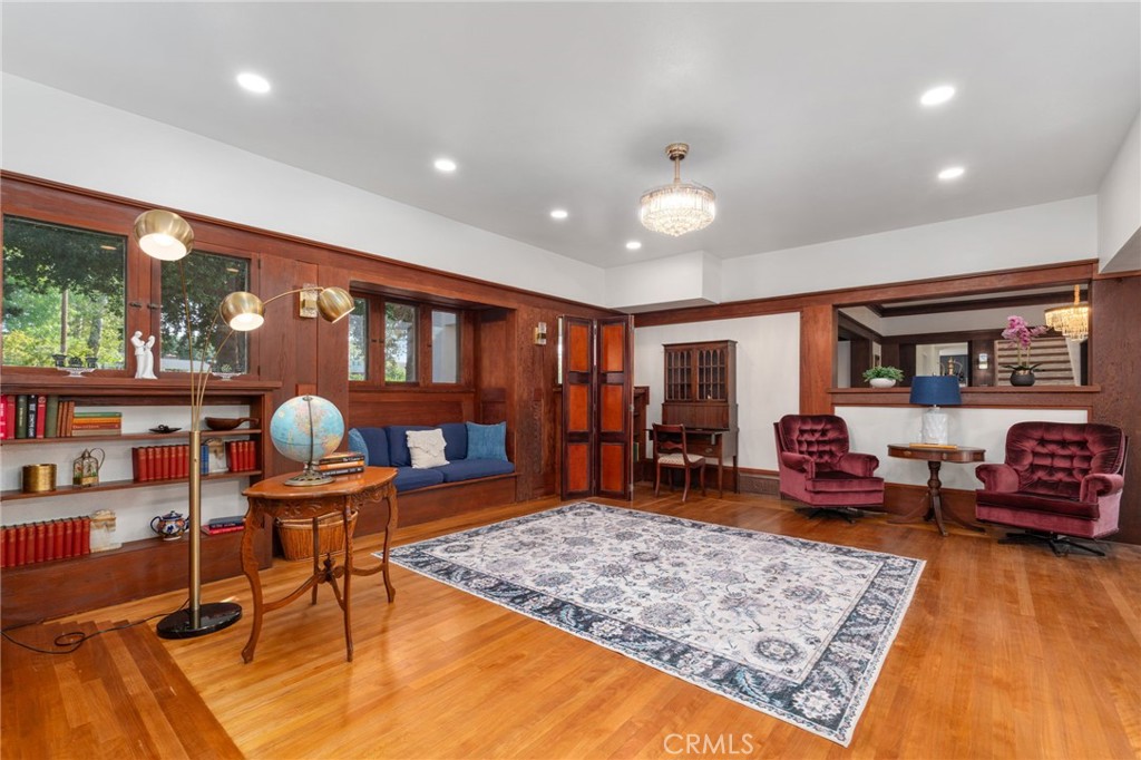 24 W Hilton Avenue Property Photo 31