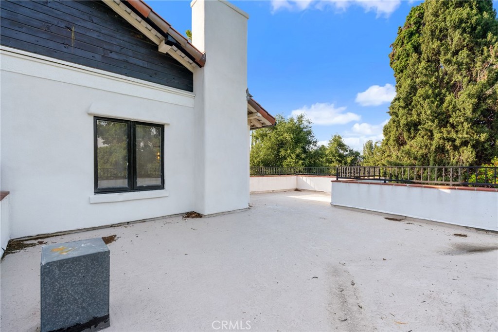 24 W Hilton Avenue Property Photo 64