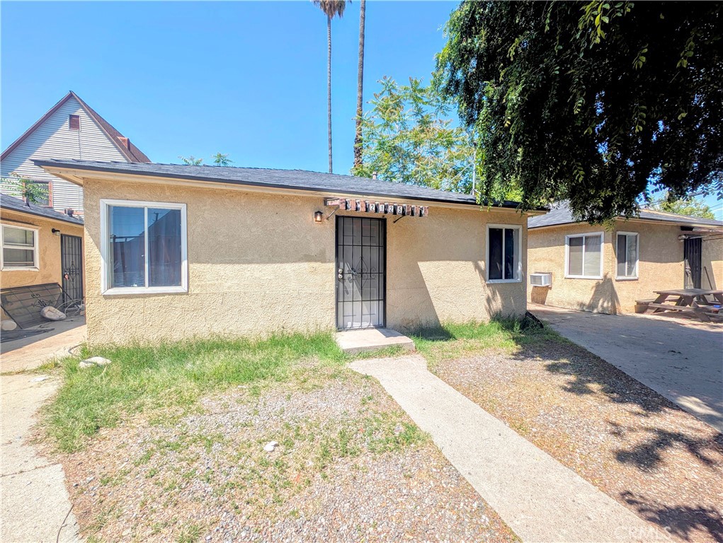 2125 N Sierra Property Photo 1