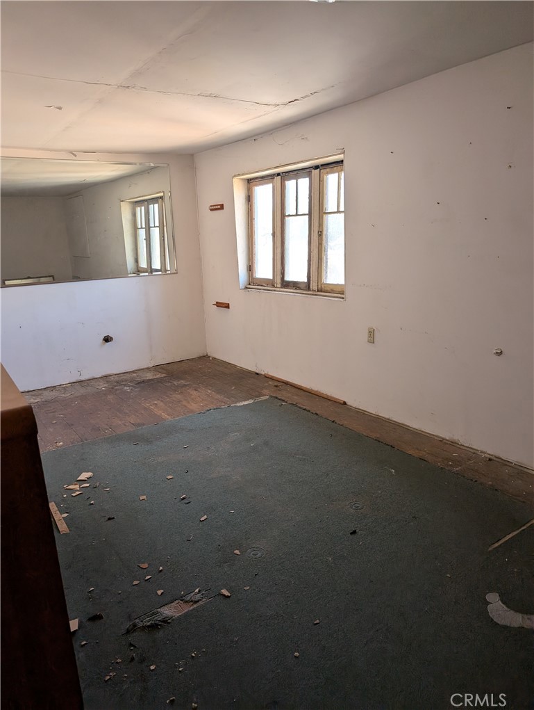 1071 Center Street Property Photo 20