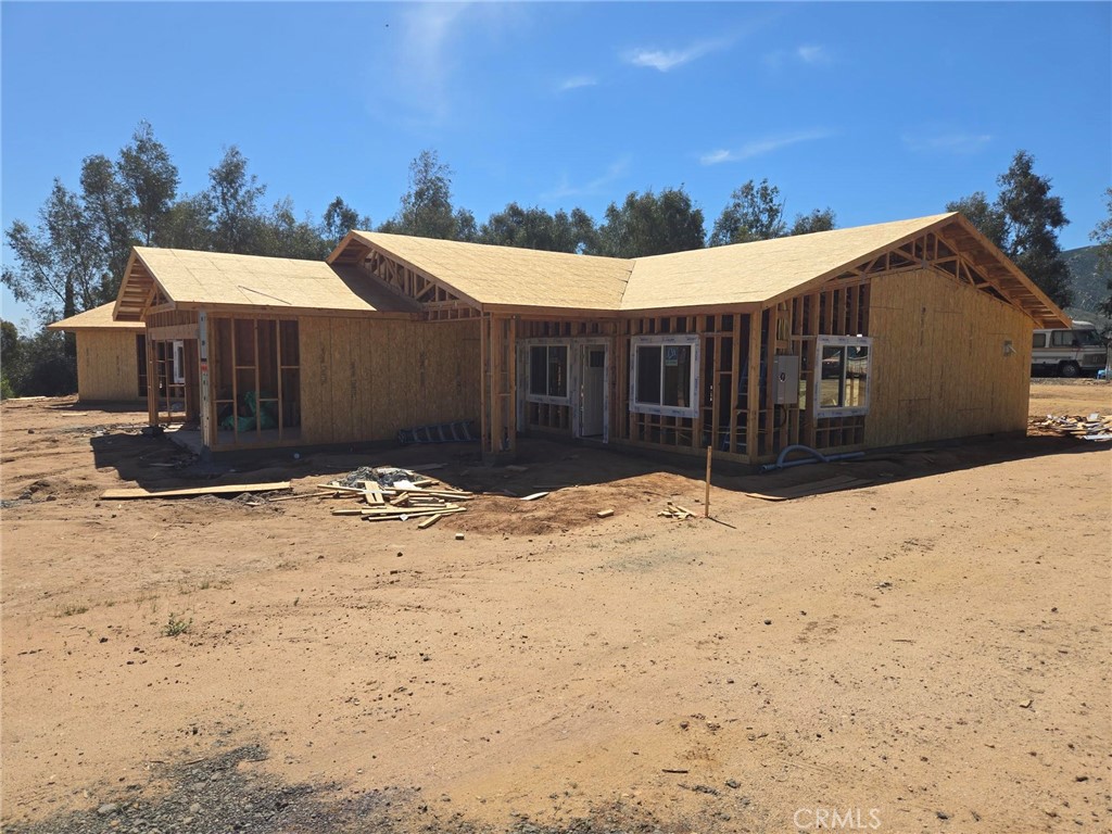 43145 Bob Cat Property Photo