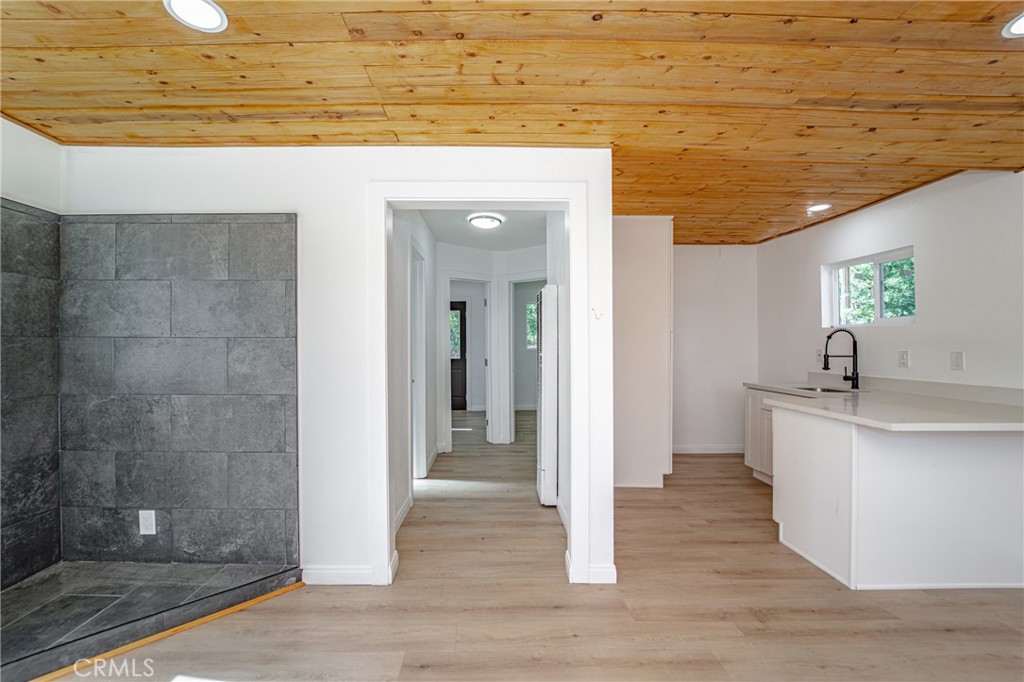 872 Hill Lane Property Photo 17