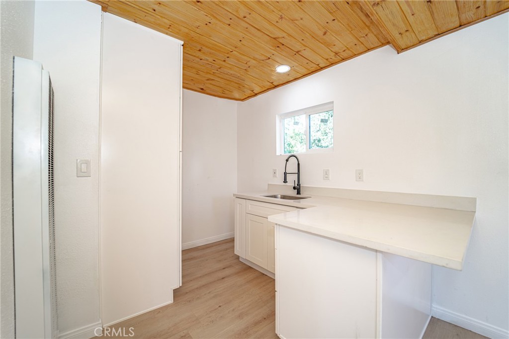 872 Hill Lane Property Photo 18