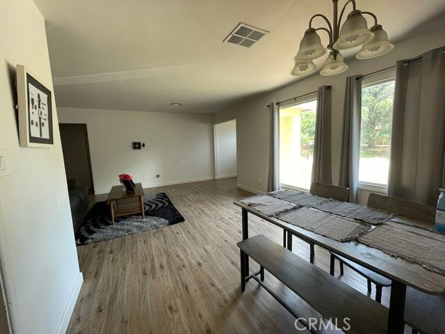 521 Walnut Avenue Property Photo 5