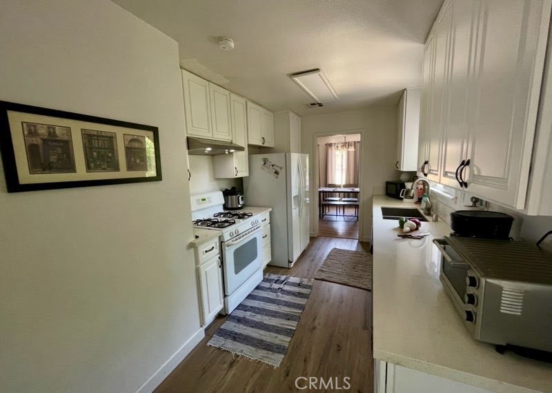 521 Walnut Avenue Property Photo 11