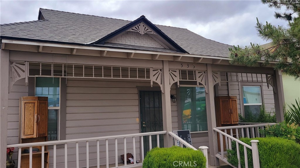 533 S Kaweah Avenue Property Photo