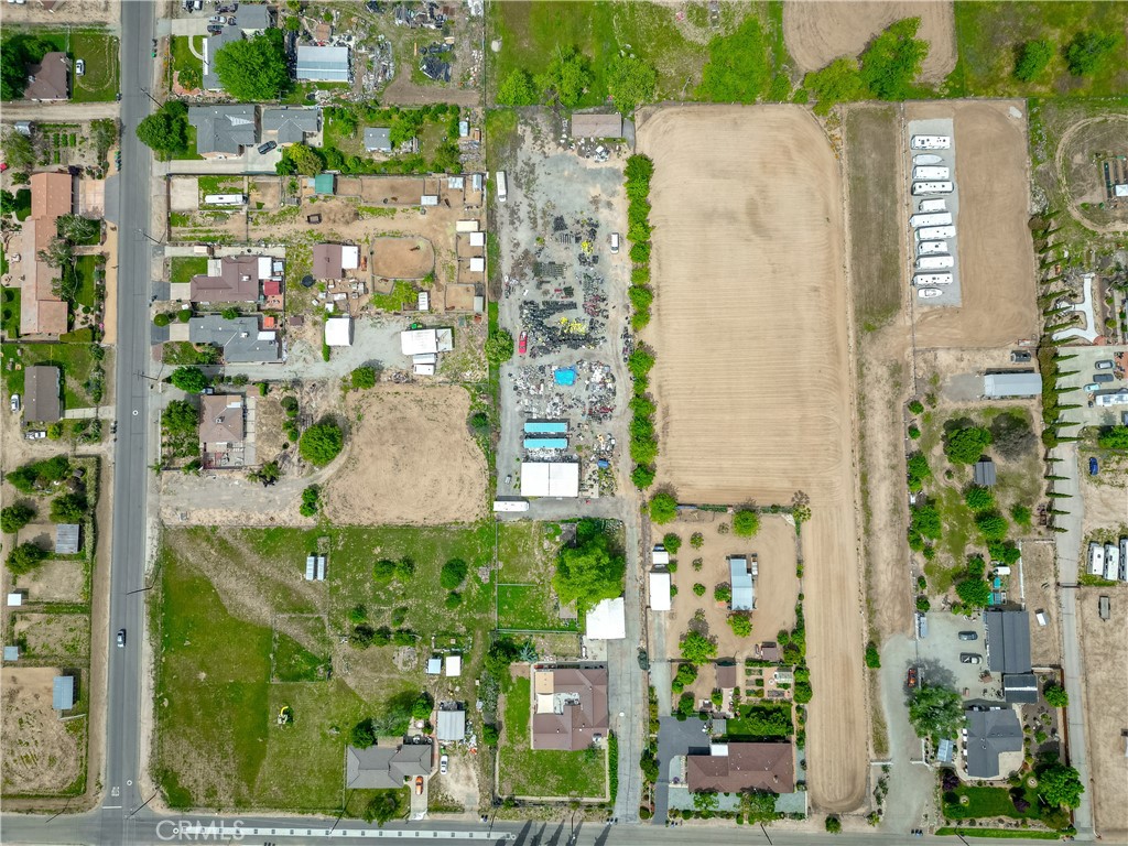 10543 Winesap Ave Property Photo 7