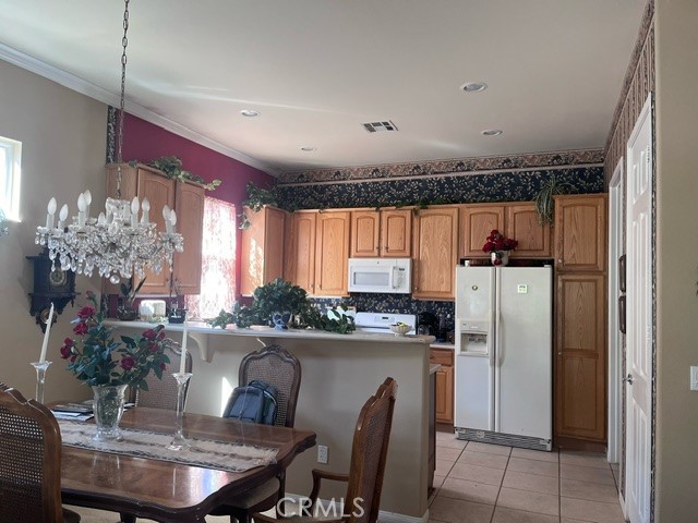 5001 Rolling Hills Property Photo 4