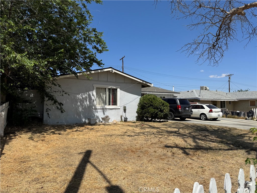 45529 Sancroft Avenue Property Photo 2