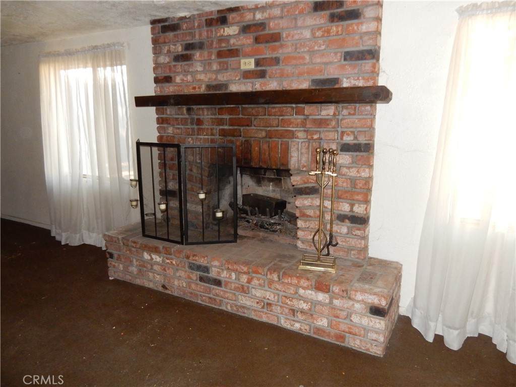 18206 Seville Avenue Property Photo 5