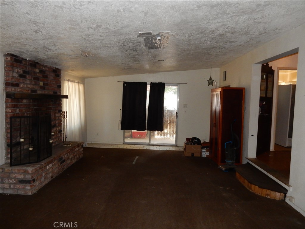 18206 Seville Avenue Property Photo 6