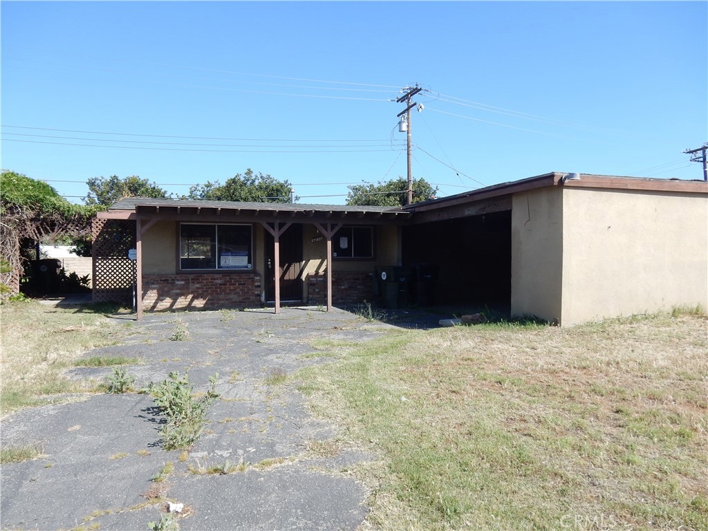 3250 Apple Avenue Property Photo 1