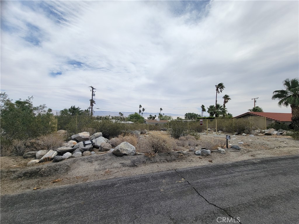2740 N Vista Grande Property Photo 1