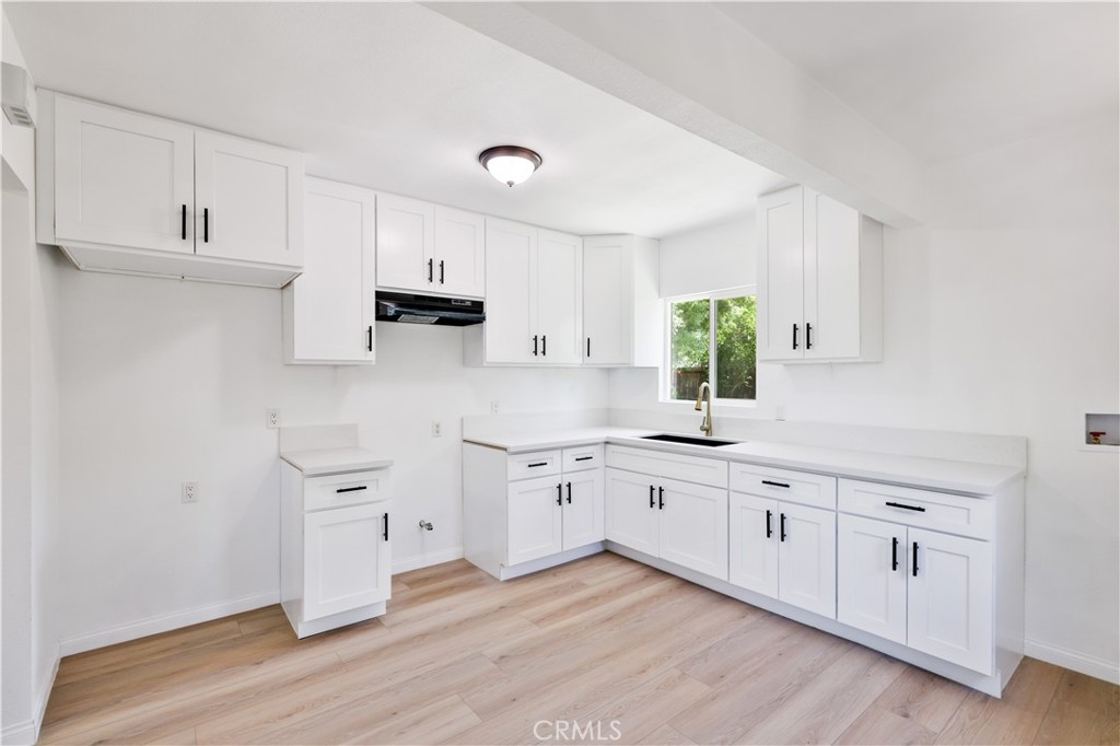 645 Hancock Property Photo 19