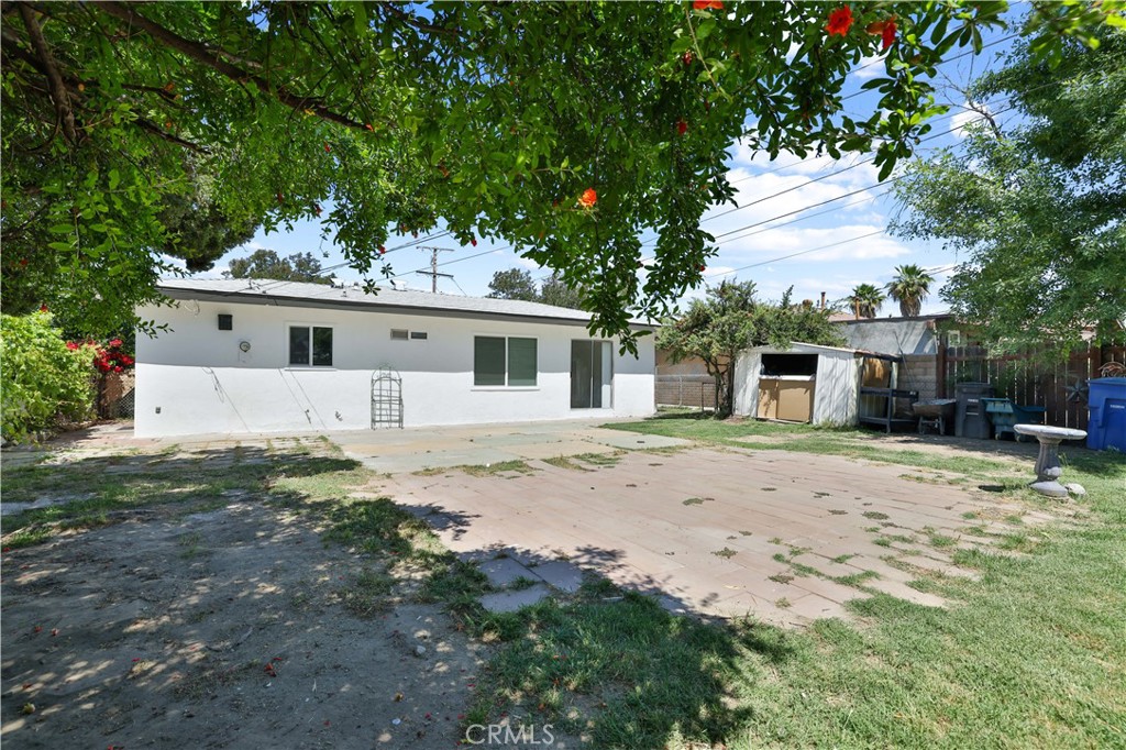 645 Hancock Property Photo 22