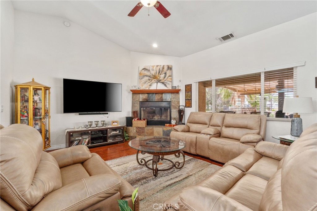 15015 Sycamore Street Property Photo 10