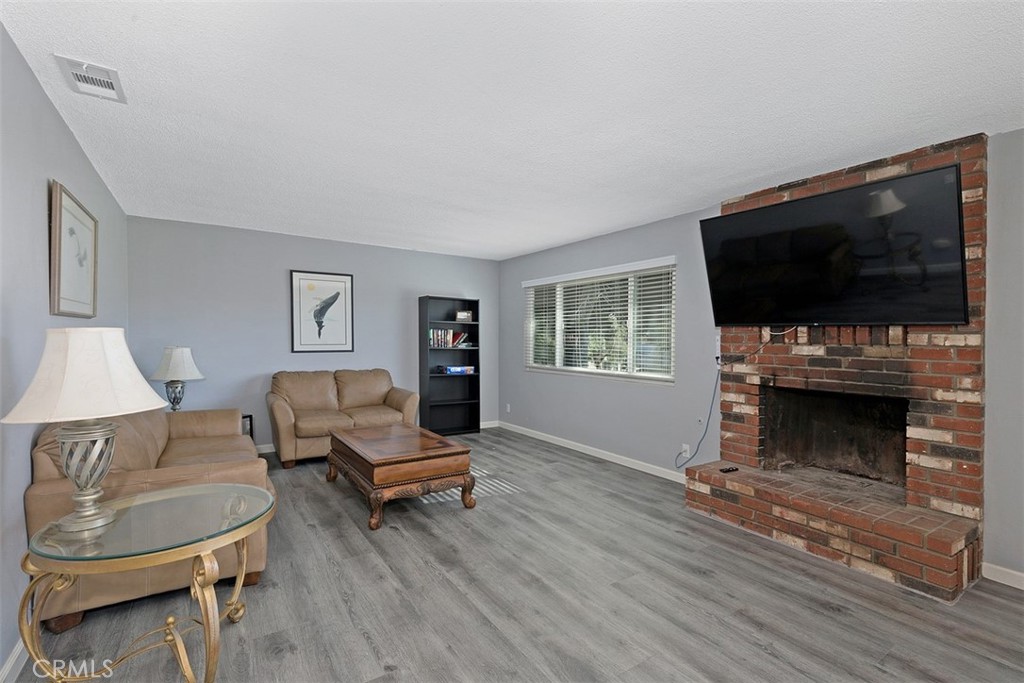 24567 Adams Avenue Property Photo 17