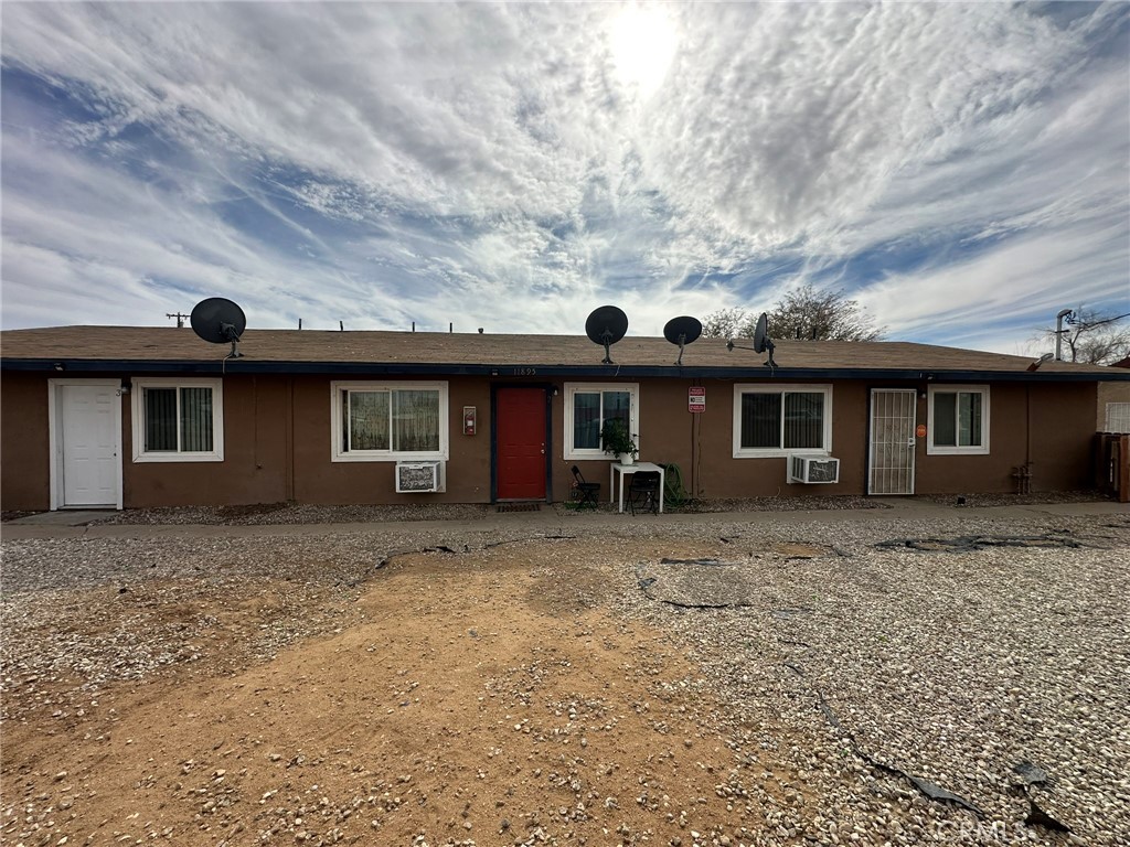 11895 White Avenue Property Photo 15