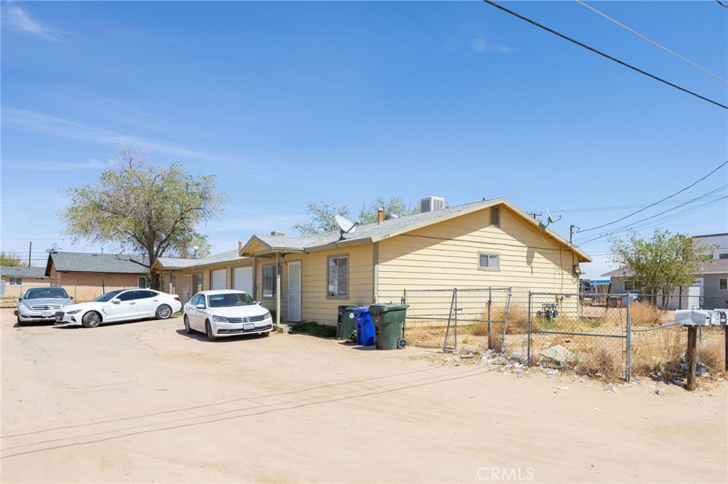12023 Chamberlaine Way Property Photo 10