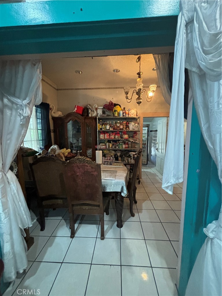 223 E 28th Street Property Photo 6