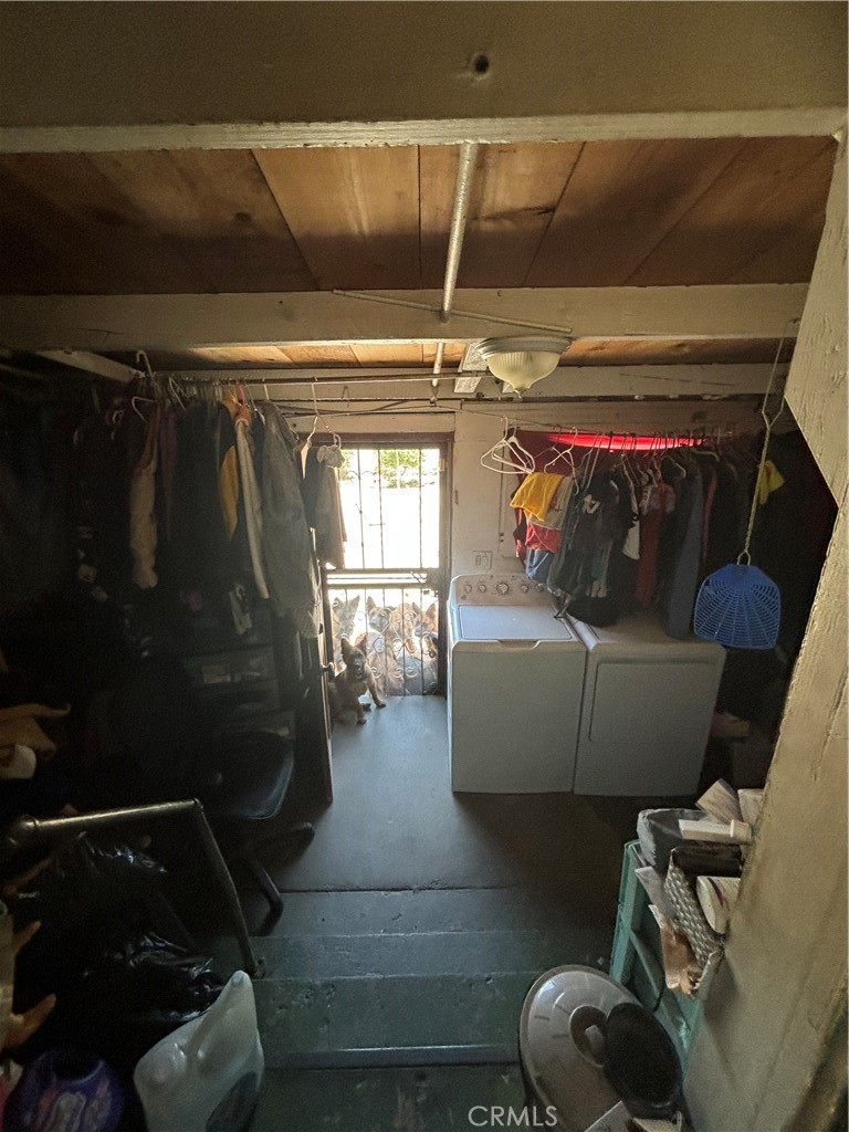 223 E 28th Street Property Photo 13