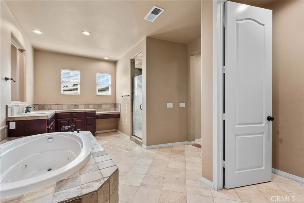 16718 Catalonia Drive Property Photo 34