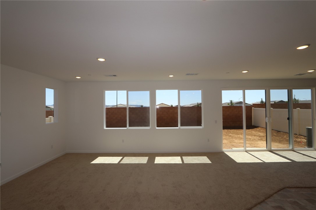 5178 Eureka Avenue Property Photo 8