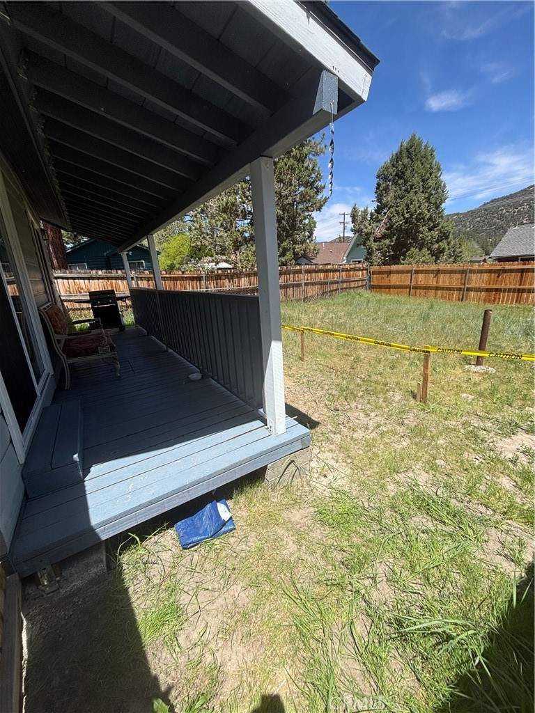 445 E Meadow Lane Property Photo 5