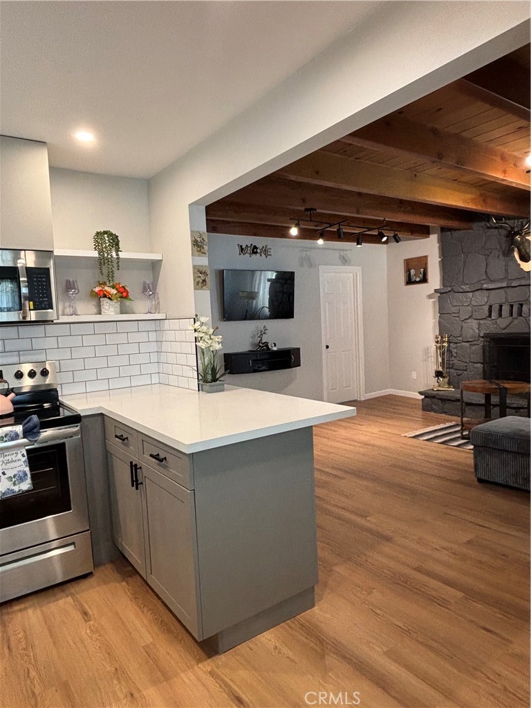 445 E Meadow Lane Property Photo 18