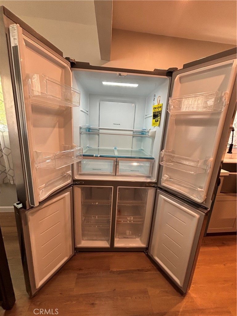 445 E Meadow Lane Property Photo 22