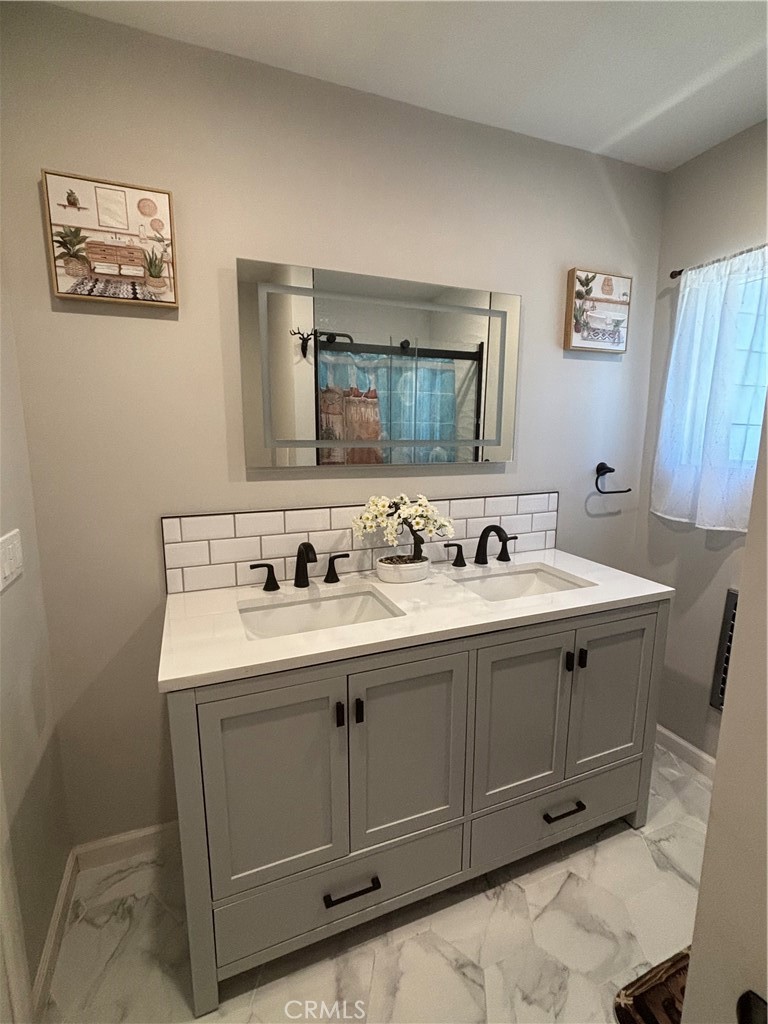 445 E Meadow Lane Property Photo 27