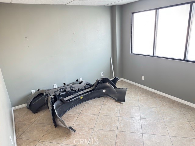 3413 W Beverly Boulevard Property Photo 9