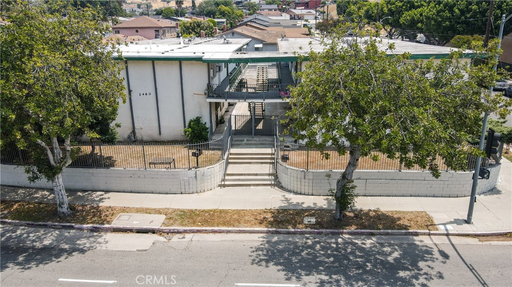 2460 N Eastern Avenue Property Photo 19