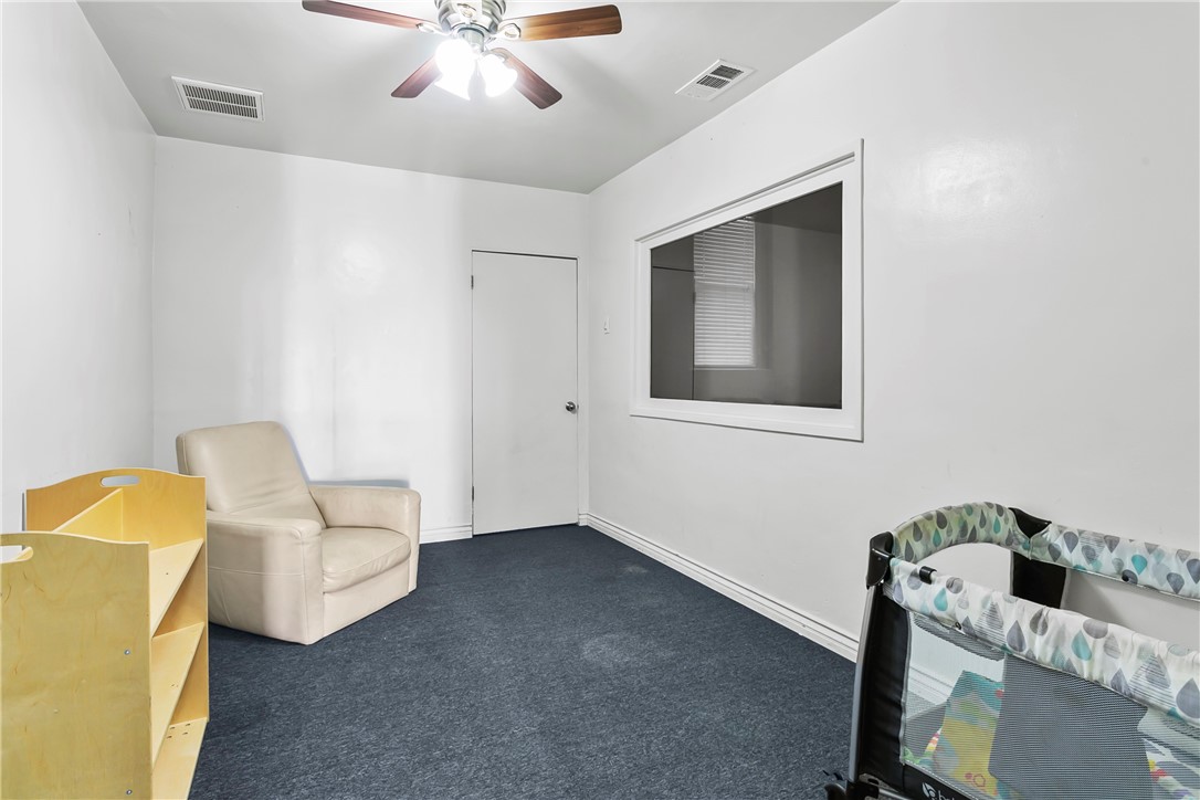 1087 W Mill Street Property Photo 16