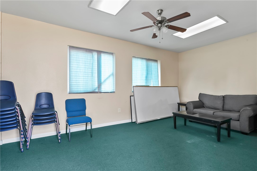 1087 W Mill Street Property Photo 18