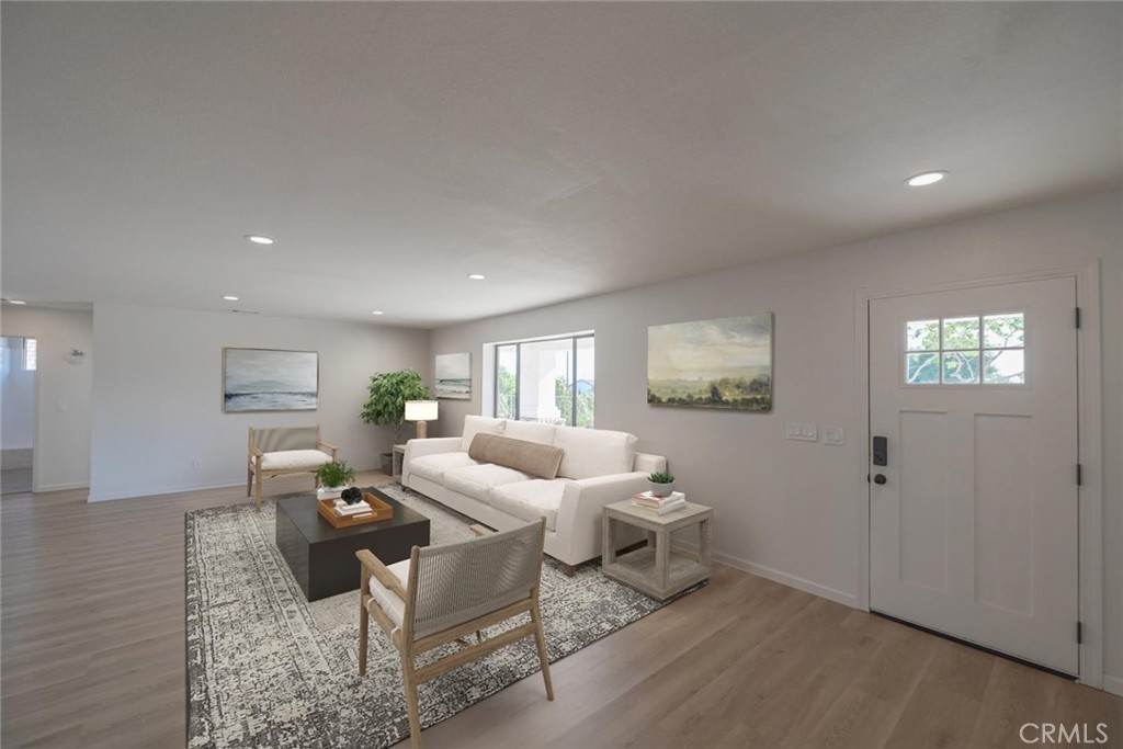 7558 Newhall Avenue Property Photo 3