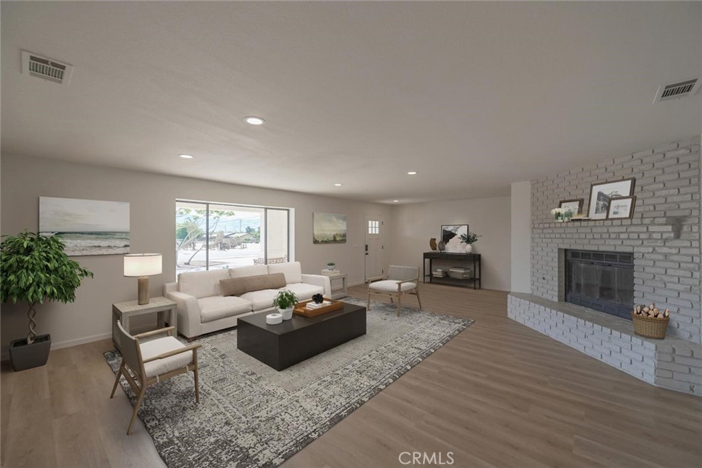 7558 Newhall Avenue Property Photo 4