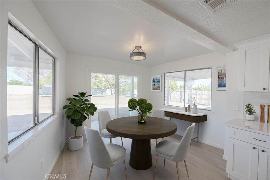 7558 Newhall Avenue Property Photo 7