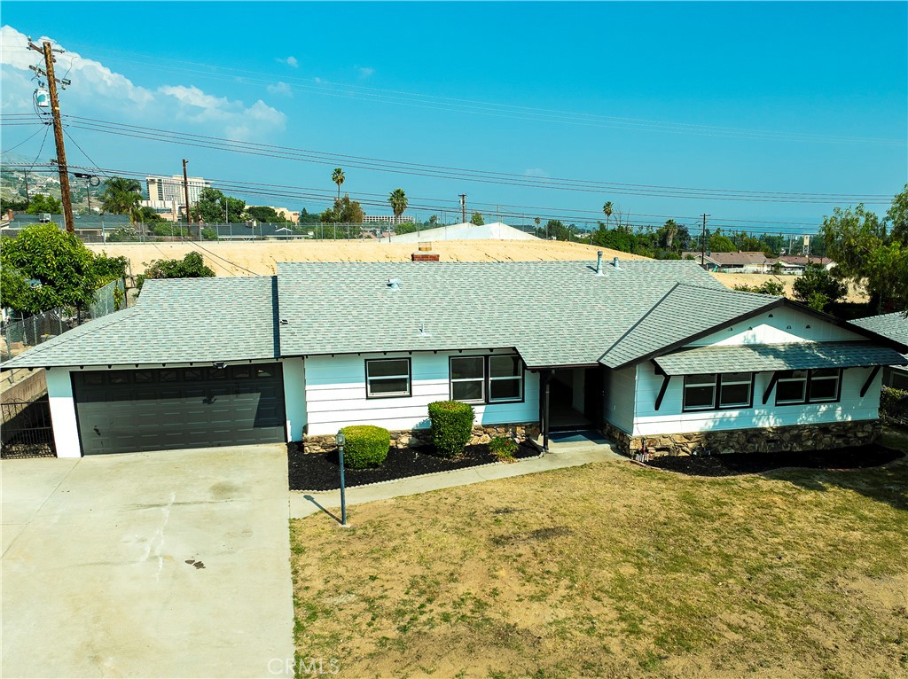 5541 Edgemont Property Photo 1