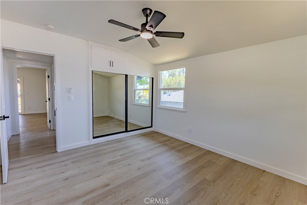 5541 Edgemont Property Photo 19