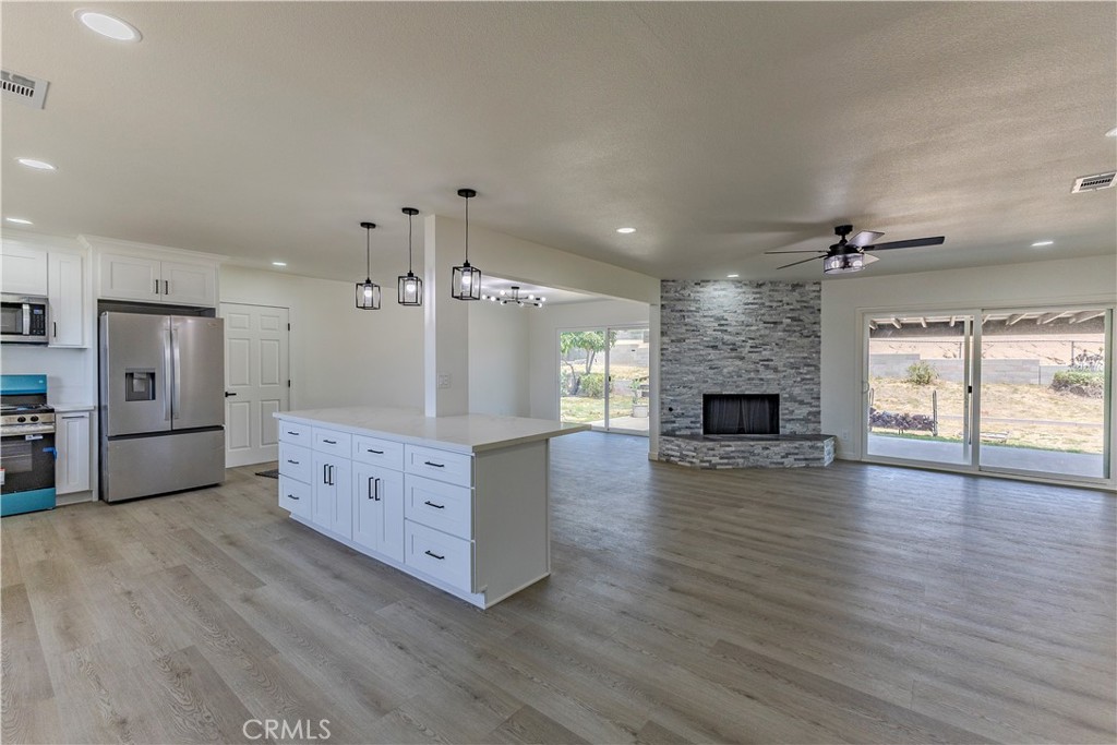 5541 Edgemont Property Photo 44