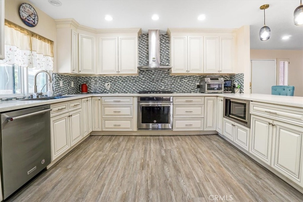 227 Candy Lane Property Photo 7