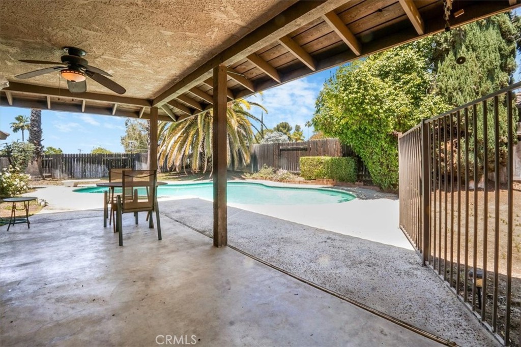 227 Candy Lane Property Photo 35