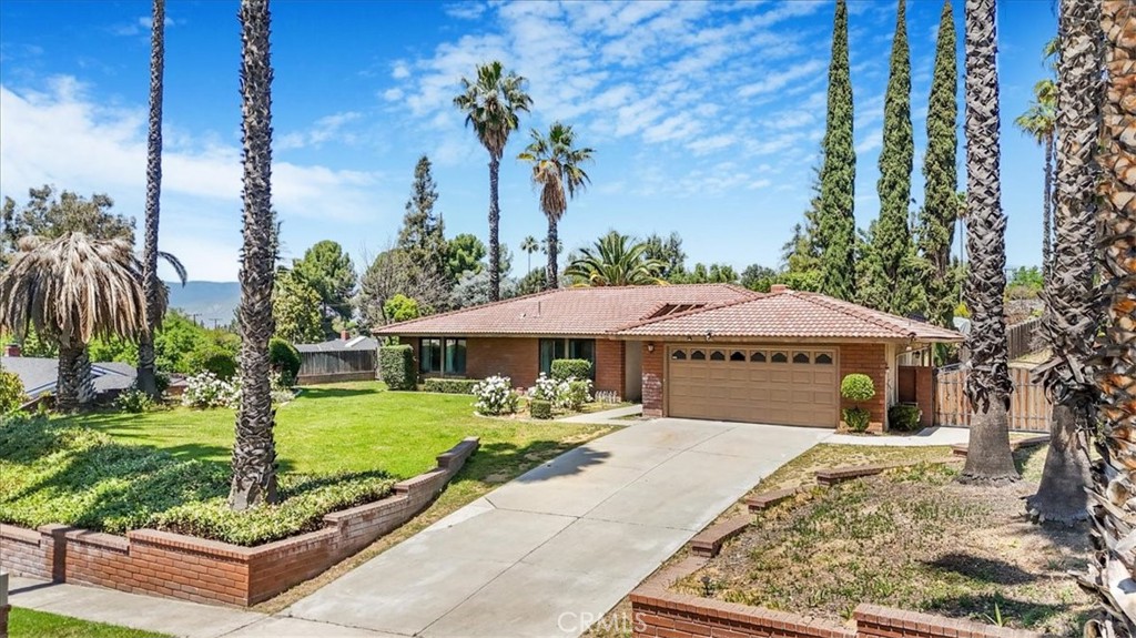 227 Candy Lane Property Photo 43