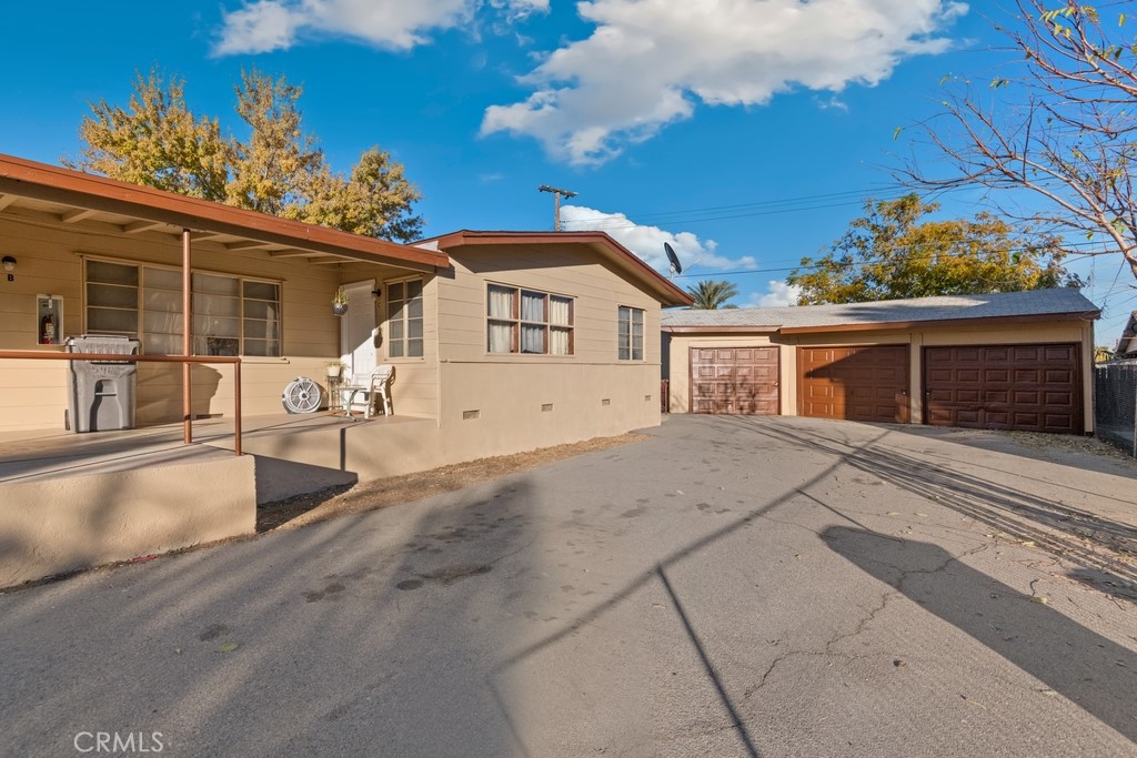546 N 5th Street Property Photo 4