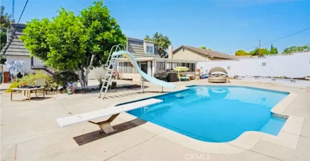 564 Northpark Boulevard Property Photo 15
