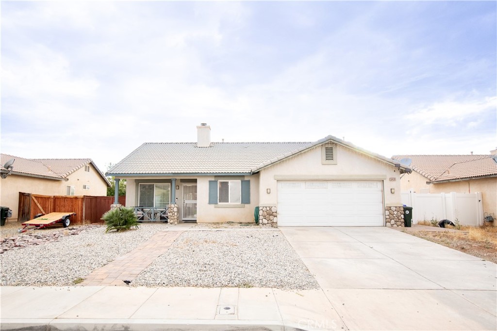 15430 Lassen Drive Property Photo 1