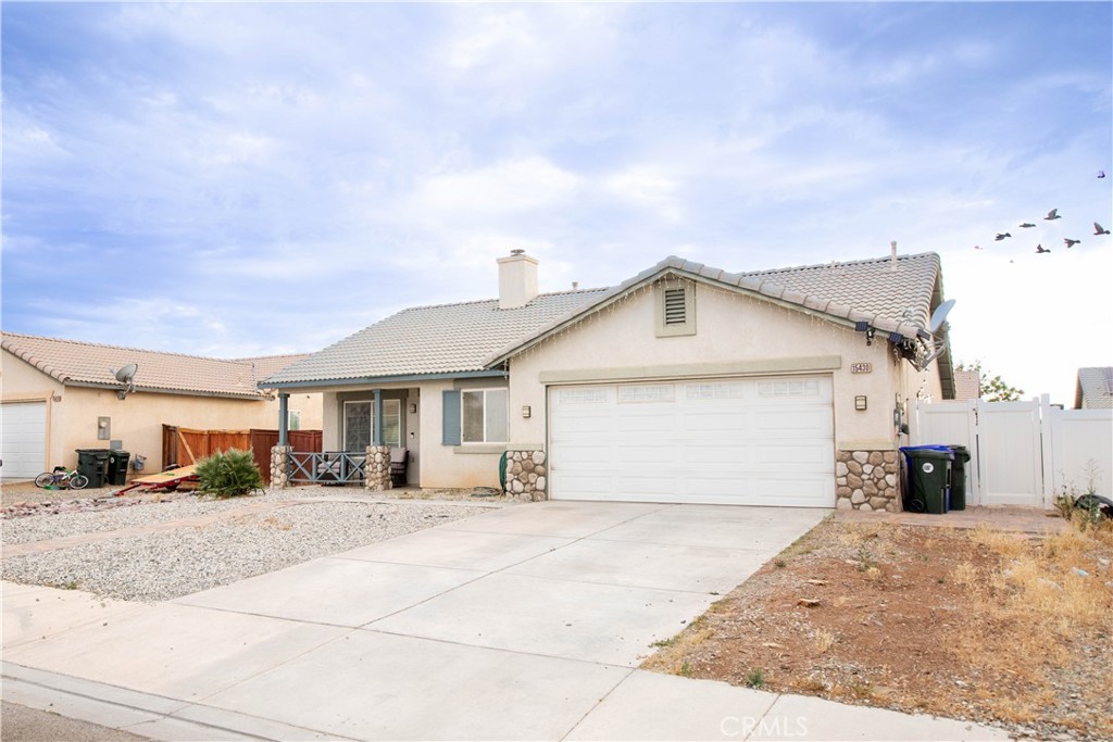15430 Lassen Drive Property Photo 2