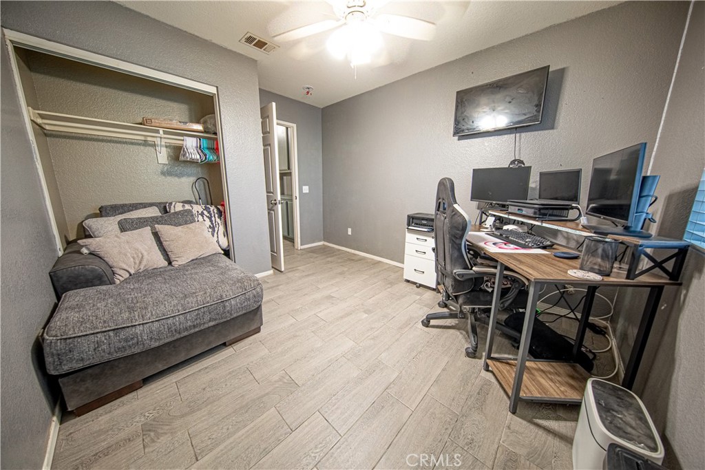 15430 Lassen Drive Property Photo 11